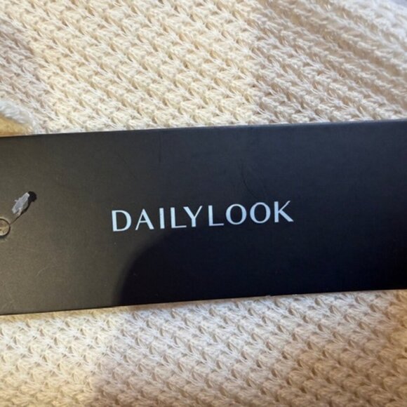 NWT No.11 XL Cream Cowl Short Sleeve Waffle-like Top - Picture 7 of 11